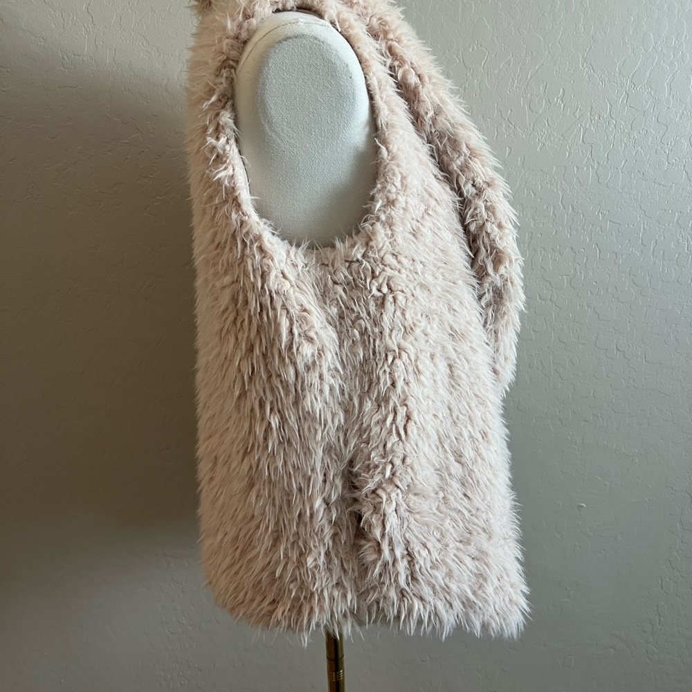 Skies Are Blue Faux Fur Open Front Vest with Pockets Size Small - Picture 9 of 12